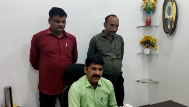 इंदौर लोकायुक्त ने दो आरक्षक सहित दो सब इंस्पेक्टर को रिश्वत के मामले में किया सस्पेंड 1 indore