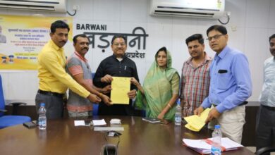 बड़वानी; सिंगल क्लिक के माध्यम से संबल योजना के 426 हितग्राहियों के खाते में जमा हुई 9 करोड़ 76 लाख रुपये की राशि, केबिनेट मंत्री प्रेमसिंह पटेल ने देखा लाईव प्रसारण 15 14