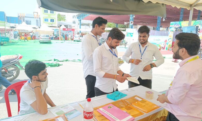 <strong>कृषि मेले में विद्यार्थियों ने जाना मालवांचल विश्वविद्यालय का एग्रीकल्चरल कोर्स</strong> 1 01