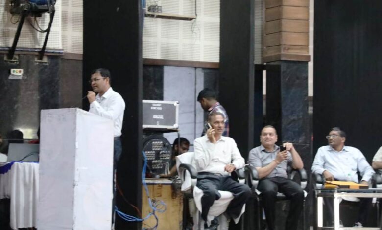 सेक्टर अधिकारी अपने अपने क्षेत्र में क्रिटिकल एवं वल्नरेबल मतदान  केन्द्रों का करेंगे निर्धारण 1 एक दिवसीय प्रशिक्षण कार्यक्रम संपन्न 3