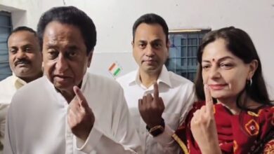 Kamalnath And Nakulnath Cast Their Vote 1024x683 1