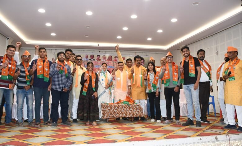 विधानसभा क्रमांक 4 का कार्यकर्ता सम्मेलन संपन्न 1 IMG 20240402 WA0008