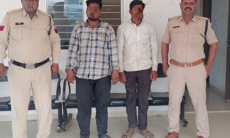 बालसमुद पुलिस ने अवैध गोवंश परिवहन पकडा, 18 गोवंश छुडाए, दो गिरफ्तार 1 IMG 20240409 WA0084 e1712679039836