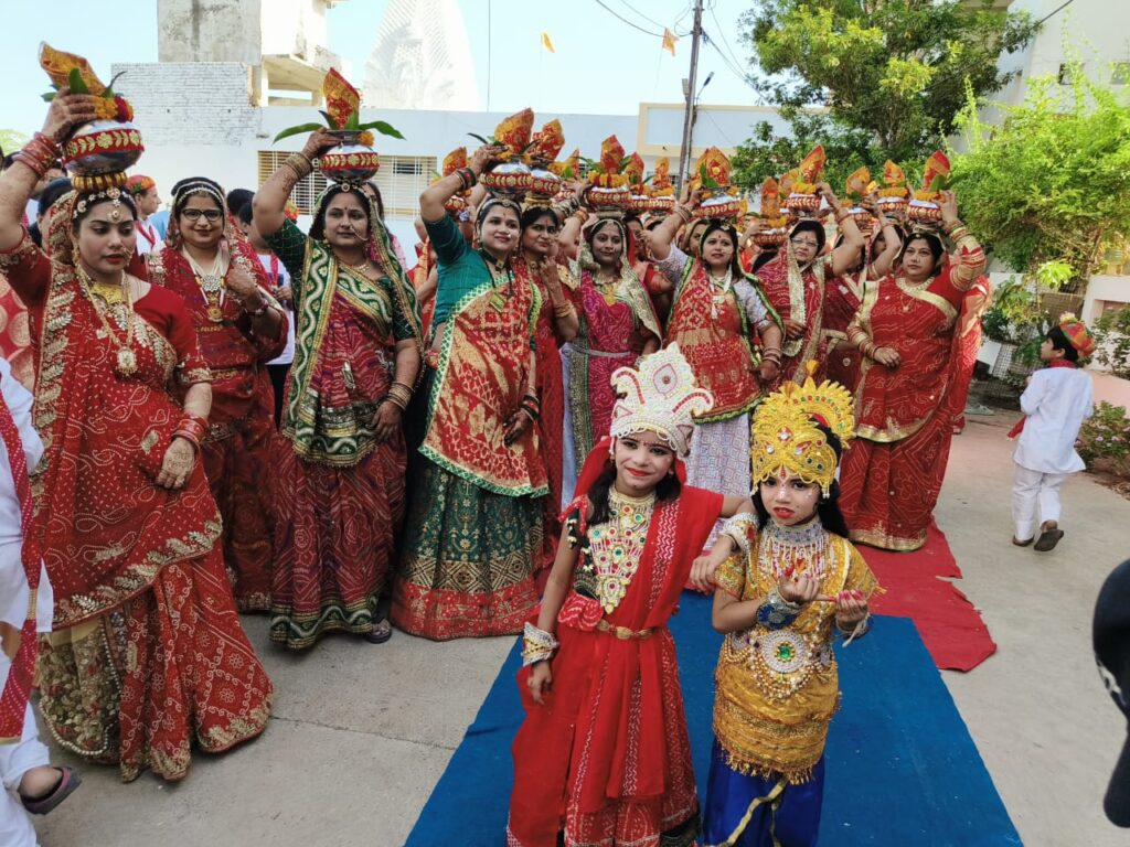 सेंधवा; भागवत की परिक्रमा करने से राधाकृष्णजी की परिक्रमा का फल मिलता है 3 WhatsApp Image 2024 05 02 at 15.58.31 bef53ca9