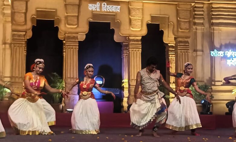 मालवा उत्सव में कोली,गामित ढोल, बेगा गरिया,मेवासी,तुर एवं भरतनाट्यम नृत्य हुए 1 IMG 20240617 WA0030