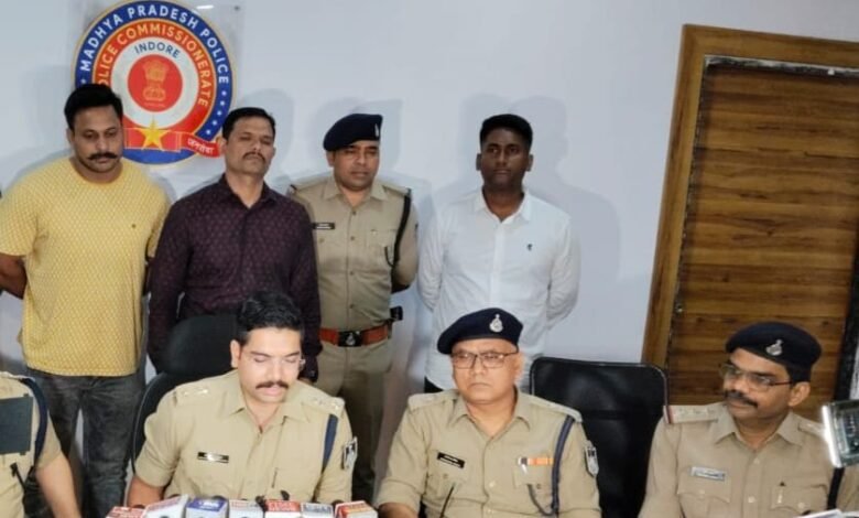 मंदसौर से थोक मे लाते थे स्मेक, अपना मिक्सर तैयार कर बनाते थे छोटे -छोटे टोकन और शहर मे छोटे सप्लायर को करते थे सप्लाय 1 IMG 20240625 WA0027