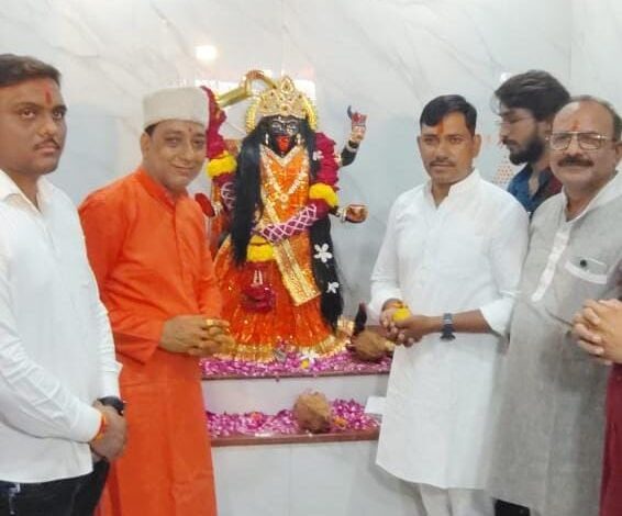 चाचरिया में शिव परिवार, श्री इच्छापूर्ति हनुमान और शिव परिवार के साथ मां कालिका की हुई प्राण प्रतिष्ठा, भंडारा प्रसादी लेने उमड़े श्रद्धालु 1 WhatsApp Image 2024 07 13 at 17.35.44 d7fefb8f