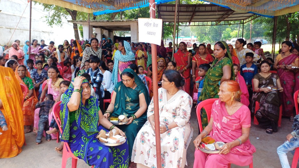 बड़वानी केन्द्रीय जेल में भी मनाया गया रक्षाबंधन 2 IMG 20240819 WA0122