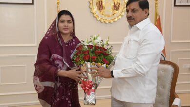 6d7689ef 3600 4d74 b131 47098af9ee16