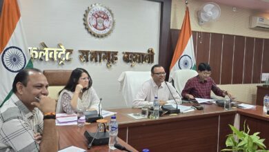 बड़वानी; 70 वर्ष से अधिक वृद्धजनों एवं कर्मकार मण्डल के पंजीकृत श्रमिकों के शत प्रतिशत बनाये जाये आयुष्मान कार्ड बनाये जाये-कलेक्टर 12 b5315491 82a1 4c93 a713 449f06c64e14