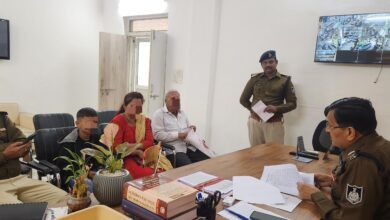 बड़वानी; एसपी डावर ने की जनसुनवाई, शिकायतकर्ताओं की समस्याएं सुनी 1 fa7b30ce 2c9b 4a82 b480 28f3ce2e327c