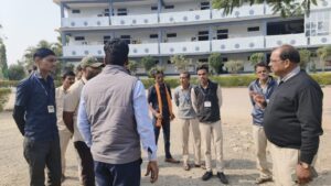 राष्ट्रीय चालक दिवस यात्री बस चालक परिचालको का नि:शुल्क नेत्र परीक्षण किया गया एवं सर्वश्रेष्ठ चालको को उपहार देकर सम्मानित किया गया, 2 IMG 20250124 WA0078