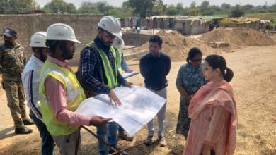 बड़वानी ; कलेक्टर ने किया शहर के विभिन्न निर्माणाधीन कार्यों का निरीक्षण 4 8