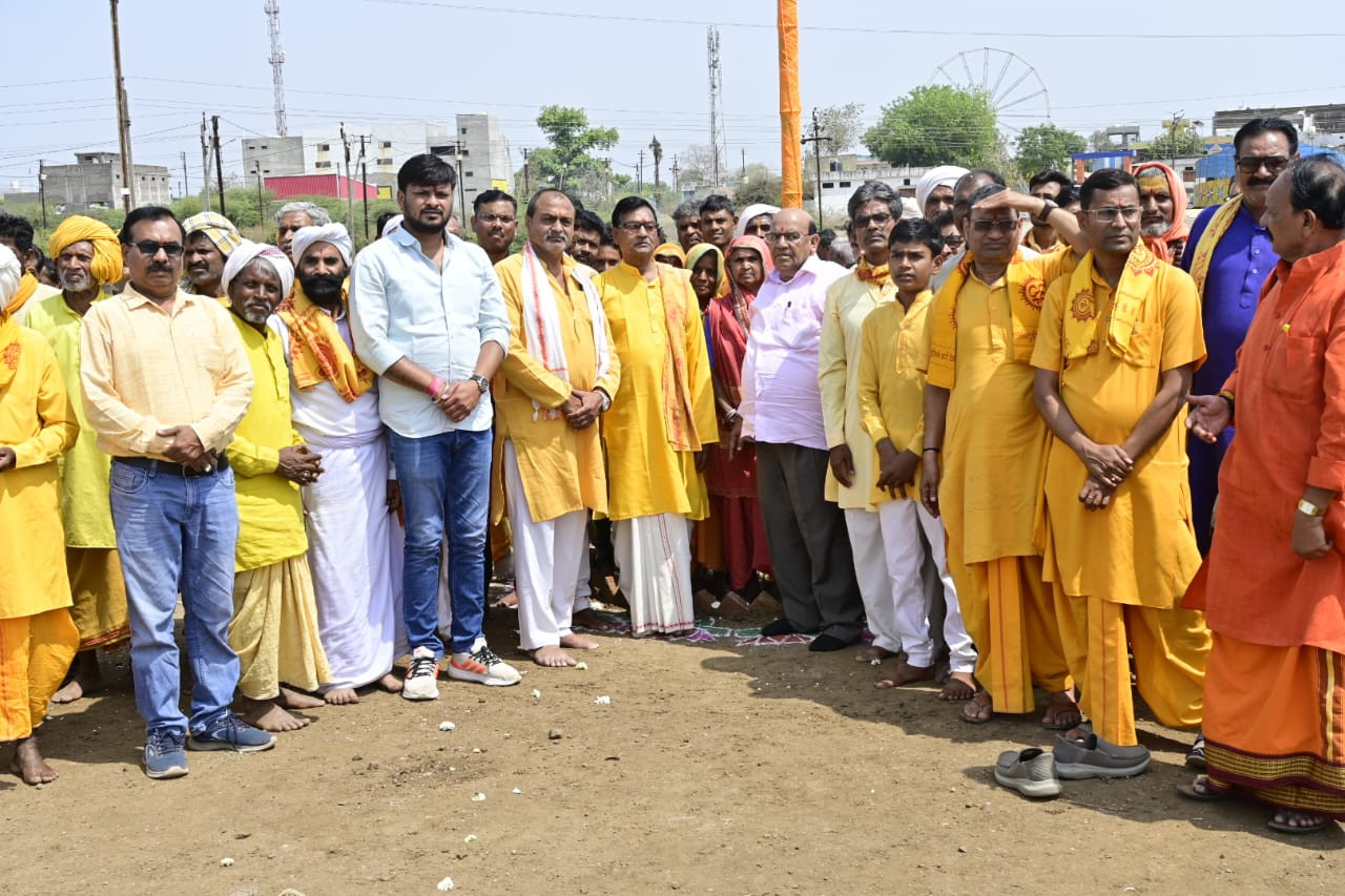 सेंधवा। गायत्री परिवार लोगों में व्याप्त व्यसन व बुराइयों को दूर कर जनचेतना जागृत कर रहा है- आर्य 3 96e1ed7a 0fde 43ab 830b aec582bf9b59