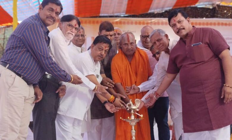 हमारी नजर और नीयत हमेशा श्रेष्ठ बनी रहे, इसके लिए प्रतिदिन हनुमानजी से प्रार्थना करते रहें – पं. पुष्पानंदन 1 IMG 20250408 WA0048