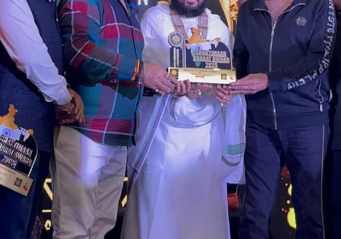 मुंबई बॉलीवुड की 51 मैगजीन में शनि साधक डॉ. दादू महाराज की ख्याति गूंजी 1 IMG 20250425 WA0019