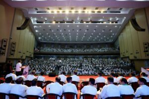 राहुल गांधी ने भोपाल से संगठन सृजन अभियान की शुरुआत, कार्यकर्ताओं से बोले- रेस का घोड़ा बने 4 GsgyBitWAAAirva