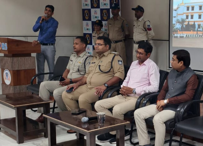नशा मुक्ति जनजागृति अभियान के तहत सेंधवा में जागरूकता कार्यशाला संपन्न 1 4f538bd1 d2b1 4098 a671 d243f285451b e1752576960431