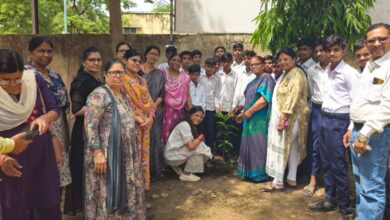 बड़वानी में शैक्षणिक नवाचार, बैगलेस डे पर बच्चों ने सीखा टीमवर्क, पर्यावरण संरक्षण और जीवन कला 3 5b91d5f3 738d 44e5 a822 be4e1106ff35
