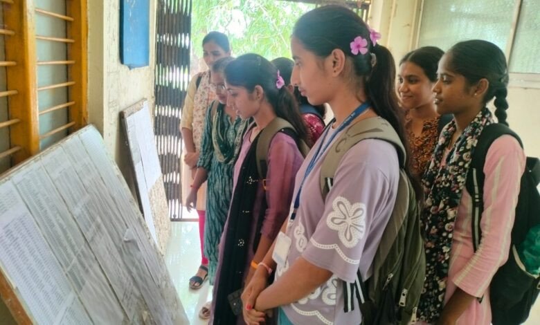 स्नातक प्रथम वर्ष में प्रवेश के लिए अतिरिक्त सीएलसी चरण शुरू, 31 जुलाई तक मौका 1 73fb69ae d8ac 48f7 a072 47acace5b0fe