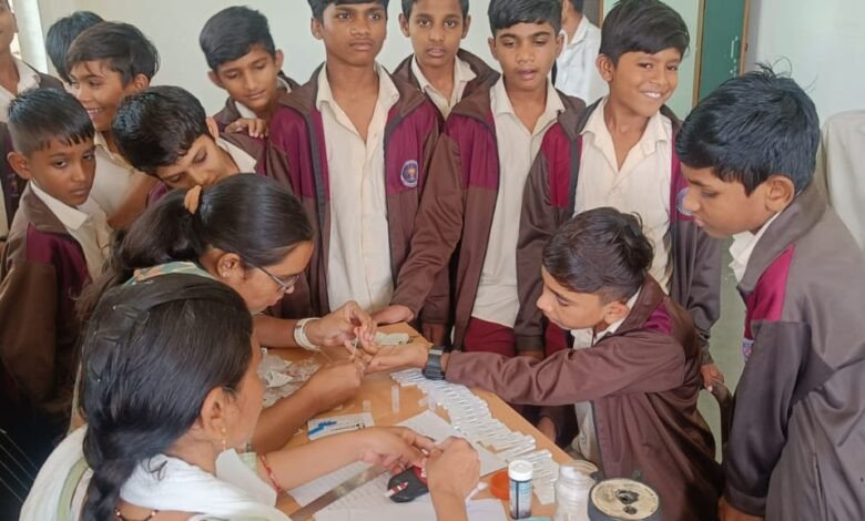 बड़वानी: विकासखंड पाटी की 19 छात्रावासों और आश्रमों में 1287 बच्चों की हुई स्वास्थ्य जांच 1 07