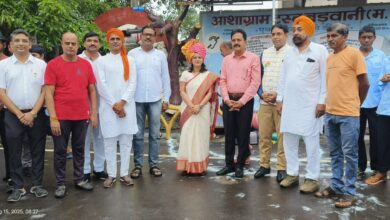 बड़वानी; प्रभारी कलेक्टर ने आशाग्राम में किया ध्वजारोहण 4 15 col