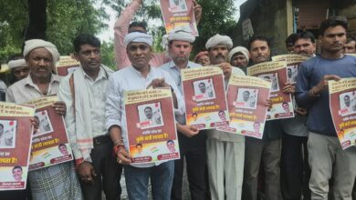 सेंधवा: अन्नदाता की समस्याओं पर सरकार मौन, कांग्रेस कार्यकर्ताओं का प्रदर्शन 9 28 kisan