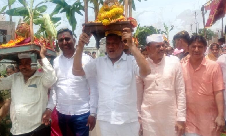 सेंधवा: ढोल-ताशों के साथ निकली कानबाई माता की भव्य शोभायात्रा 1 318f04ad 622d 4d8e bc37 380412b30140