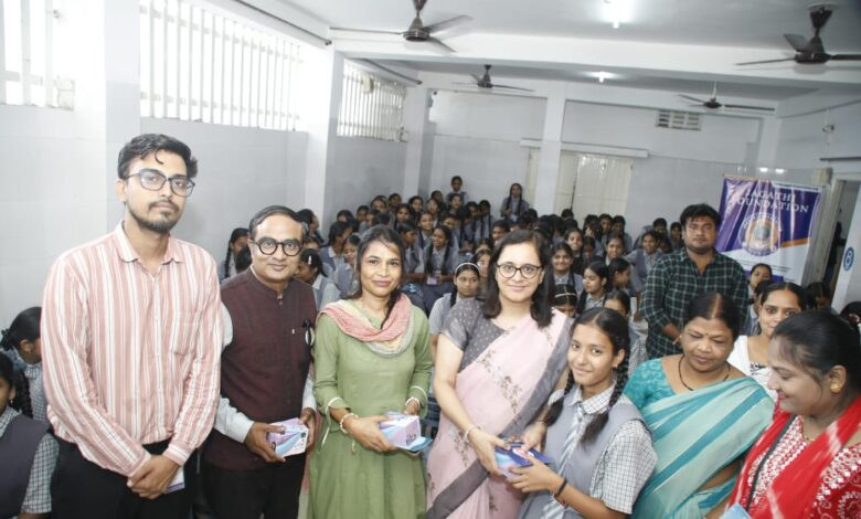सर्वाइकल कैंसर, ब्रेस्ट कैंसर और मेनस्ट्रुअल हाइजीन को लेकर बढ़ाई जागरूकता 1 IMG 20250829 WA0019
