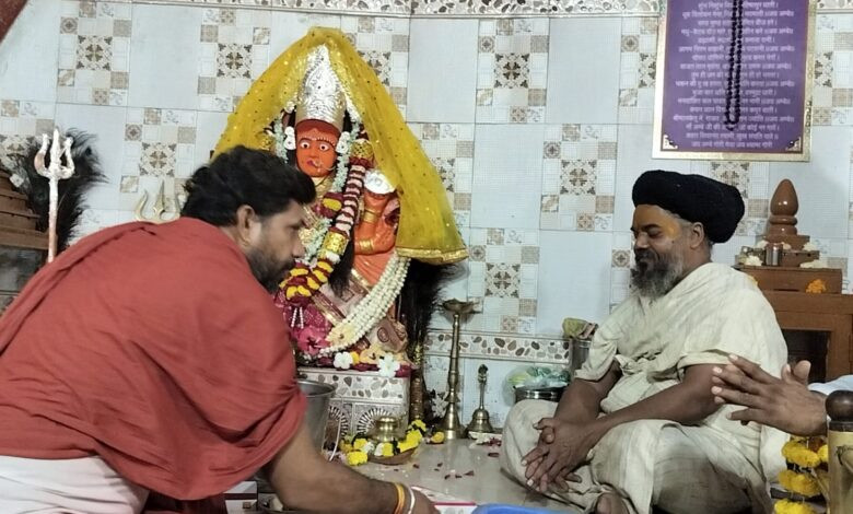 बड़वाह। जयंती माता मंदिर में भक्तों ने किए मां दुर्गा के सातवें मां कालरात्रि स्वरूप के दर्शन... 1 IMG 20250929 WA0029