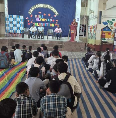 मानसिक स्वास्थ्य जागरूकता सप्ताह में बच्चों ने चित्रों से दी सकारात्मक सोच की प्रेरणा 1 13 lions