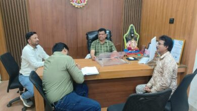 उत्कृष्ट प्रदर्शन पर सेंधवा नगर परिषद को प्रशस्ति पत्र, सीएमओ मधु चौधरी को मिला सम्मान 6 28 cmo1