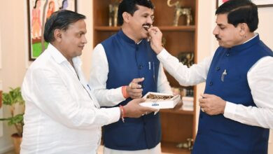 पानसेमल क्षेत्र के विकास कार्यों पर विधायक बर्डे और मुख्यमंत्री यादव के बीच हुई चर्चा 13 28 ¿´I 1