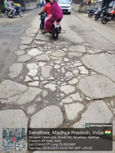 लोक निर्माण विभाग के दावे फेल, सेंधवा-खेतिया हाईवे की मरम्मत अधूरी, अधिवक्ता बी.एल. जैन ने शासन को भेजा पत्र 3 30 jain