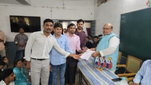 सेंधवा: खाज्या नायक की प्रतिमा अनावरण में बोले अंतरसिंह आर्य – आजादी में आदिवासी वीरों का अमर योगदान 5 31 aa