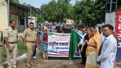 सेंधवा: लौह पुरुष की 150वीं जयंती पर ‘रन फॉर यूनिटी’ का भव्य आयोजन, जनता का जोश दिखा 2 31 sdw pol1