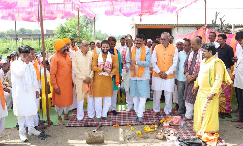 पानसेमल क्षेत्र में 1.58 करोड़ की लागत से बनेगी इंदल धाम मार्ग सड़क 1 IMG 20251009 WA0024