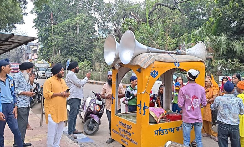 बड़वाह। श्री गुरु नानक देव जी के प्रकाश पर्व के तारतम्य में पहले दिन सिक्ख समाज ने निकाली प्रभात फैरी... 1 IMG 20251025 WA0016