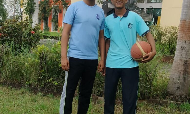 बड़वाह। नर्मदा वैली इंटरनेशनल स्कूल के छात्र वैदिक मंसोरे ने राज्य स्तरीय बास्केटबॉल प्रतियोगिता में किया उत्कृष्ट प्रदर्शन 1 IMG 20251029 WA0033 1