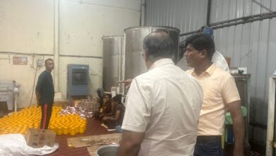 बड़ी मात्रा में मिलावटी घी जप्त, फैक्ट्री आगामी आदेश तक की गई बंद 2 IMG 20251030 WA0001