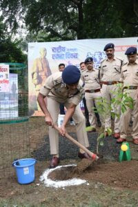 राष्ट्रीय एकता दिवस के उपलक्ष्य में, किया गया एकता वृक्षारोपण कार्यक्रम का आयोजन। 2 IMG 20251031 WA0093