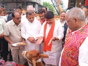 अनाज तिलहन व्यापारी संघ द्वारा दीपावली शुभ मुहूर्त कार्यक्रम समारोह सम्पन 4 IMG 20251025 114826