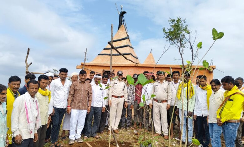 सेवा और पर्यावरण संरक्षण को समर्पित रहा विधायक मोंटू सोलंकी का जन्म दिवस 1 01 ms