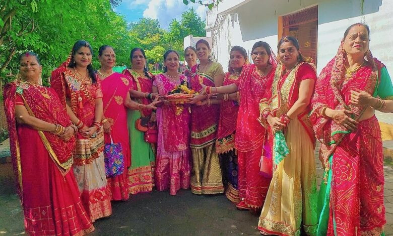 सेंधवा। पालीवाल महिला मंडल ने सांस्कृतिक कार्यक्रम और तुलसी विवाह उत्सव के साथ मनाया दो दिवसीय आयोजन 1 01 nav paliwal