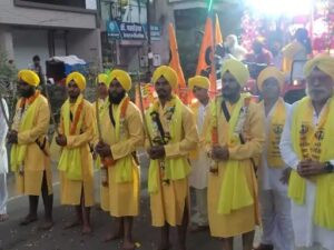 बड़वानी में श्री गुरुनानक देव जी के 555वें प्रकाश पर्व पर निकला नगर कीर्तन, श्रद्धा और भक्ति का अनूठा संगम 2 03 bwn