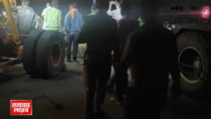 इंदौर के भेरूघाट में हादसा, टक्कर के बाद खाई में गिरी यात्री बस और कार, हादसे में 2 महिलाओं समेत 4 यात्रियों की मौत, 30 यात्री सुरक्षित निकाले गए 2 Copy of 01 jp 1 1