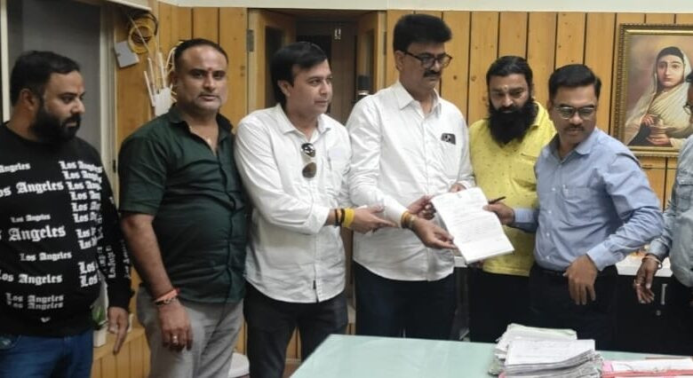 संसद के निर्देश पर शीघ्र कार्रवाई हेतु ज्ञापन सोंपा 1 IMG 20251104 WA0047