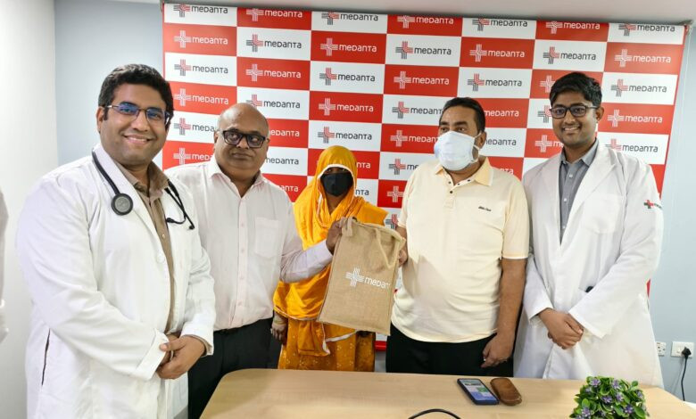 मेदांता अस्पताल में 100 किलो से अधिक वजन वाले मरीज का सफल किडनी ट्रांसप्लांट 1 IMG 20251112 WA0018