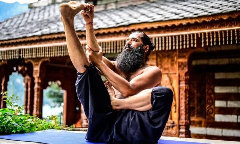 योग, प्राणायाम और मुद्राओं का अभ्यास शरीर को ऊर्जावान, गरमाहट भरा और स्वस्थ बनाए रखने में बहुत सहायक 1 IMG 20251113 WA0054