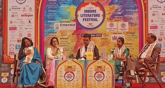 कहानी चाहे किताब से निकले या स्क्रीन से, आज दोनों एक-दूसरे को मजबूती दे रही 1 IMG 20251115 202710